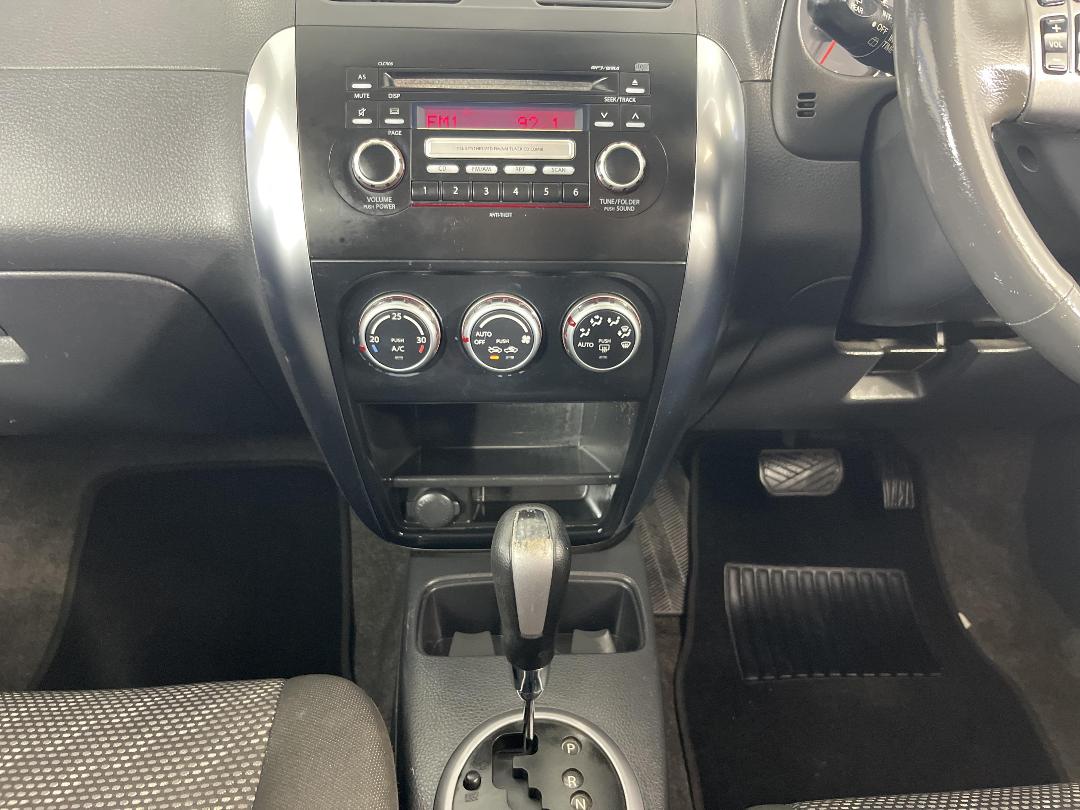 Photo '18' of Suzuki SX4