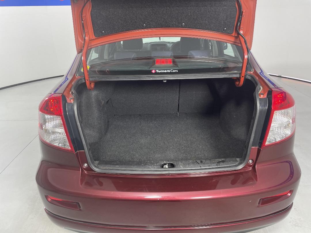 Photo '14' of Suzuki SX4