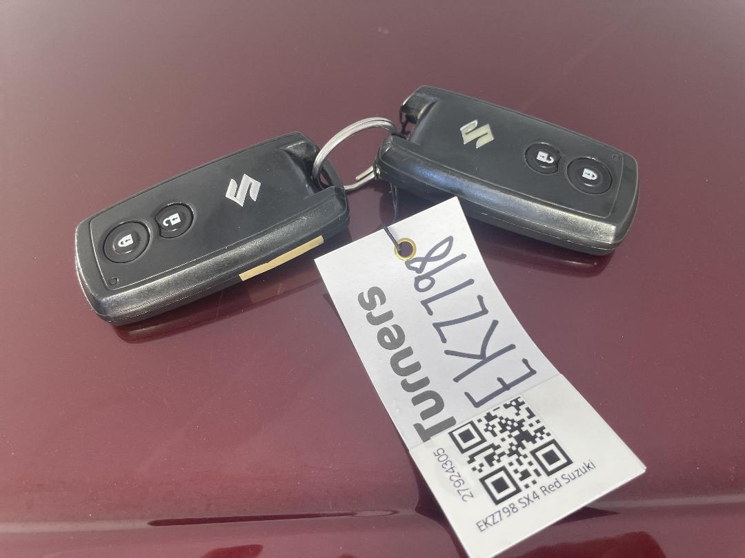 Photo '22' of Suzuki SX4