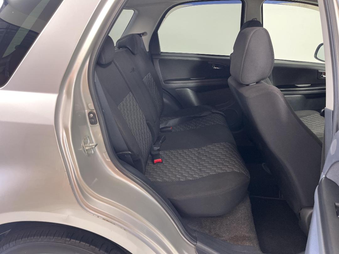 Photo '20' of Suzuki SX4