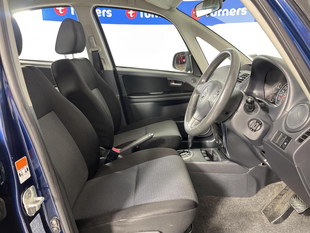 Photo '16' of Suzuki SX4 Photo '16' of Suzuki SX4