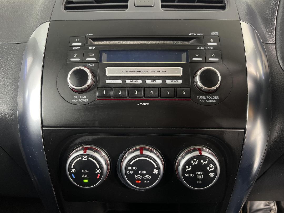 Photo '25' of Suzuki SX4 Photo '25' of Suzuki SX4