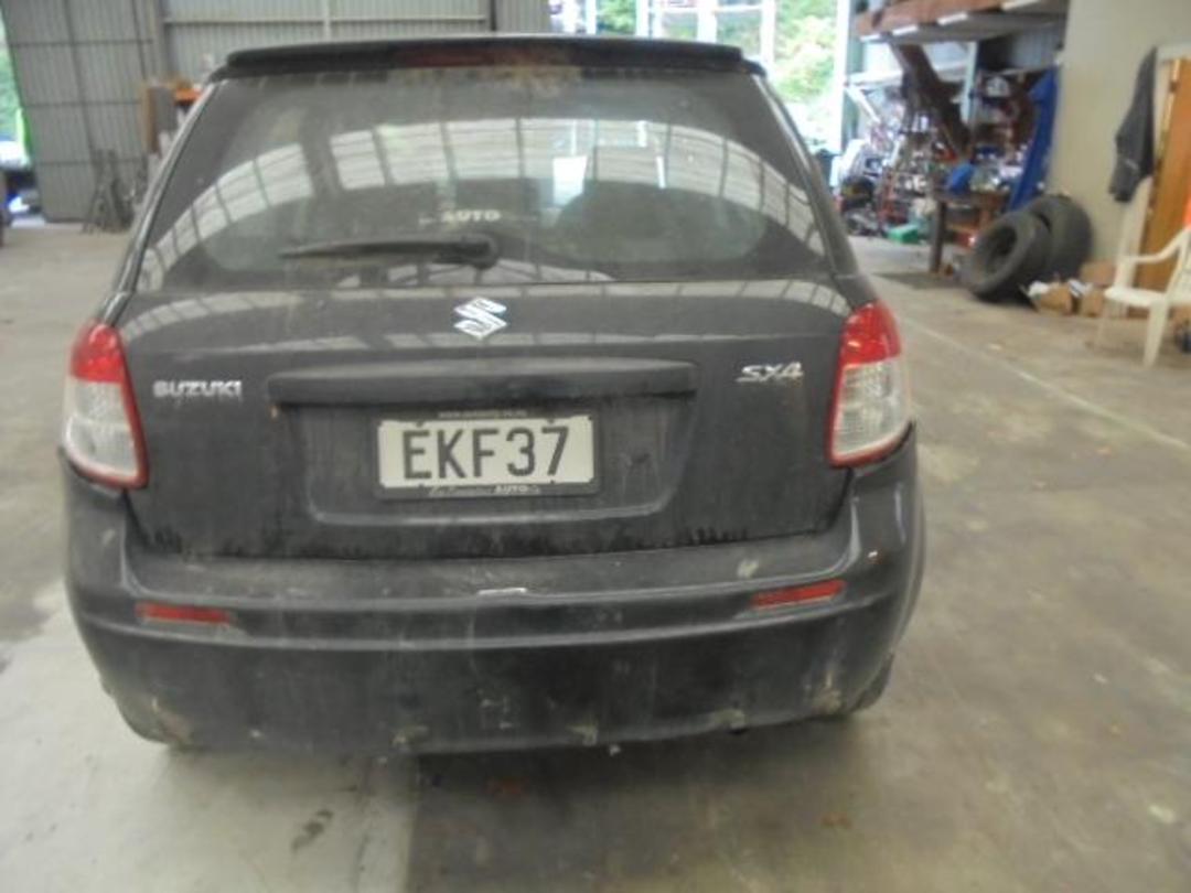 Photo '3' of Suzuki SX4 Glxfa2 LTD