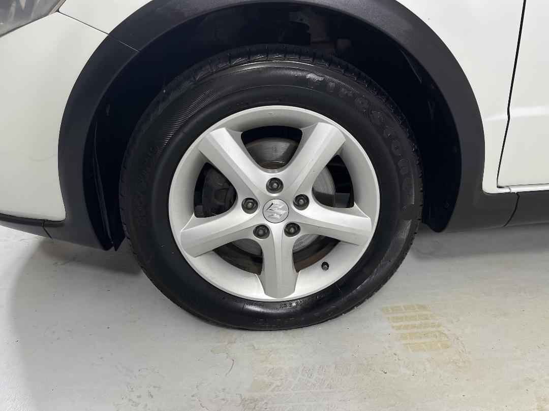 Photo '10' of Suzuki SX4