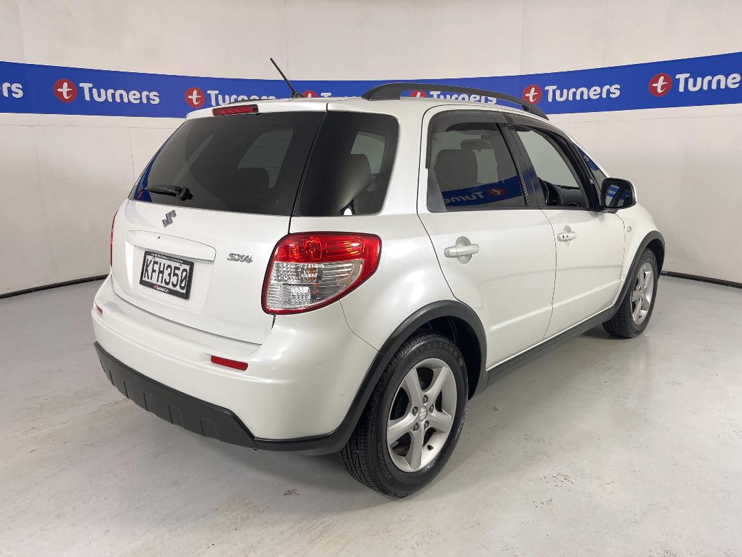 Photo '7' of Suzuki SX4