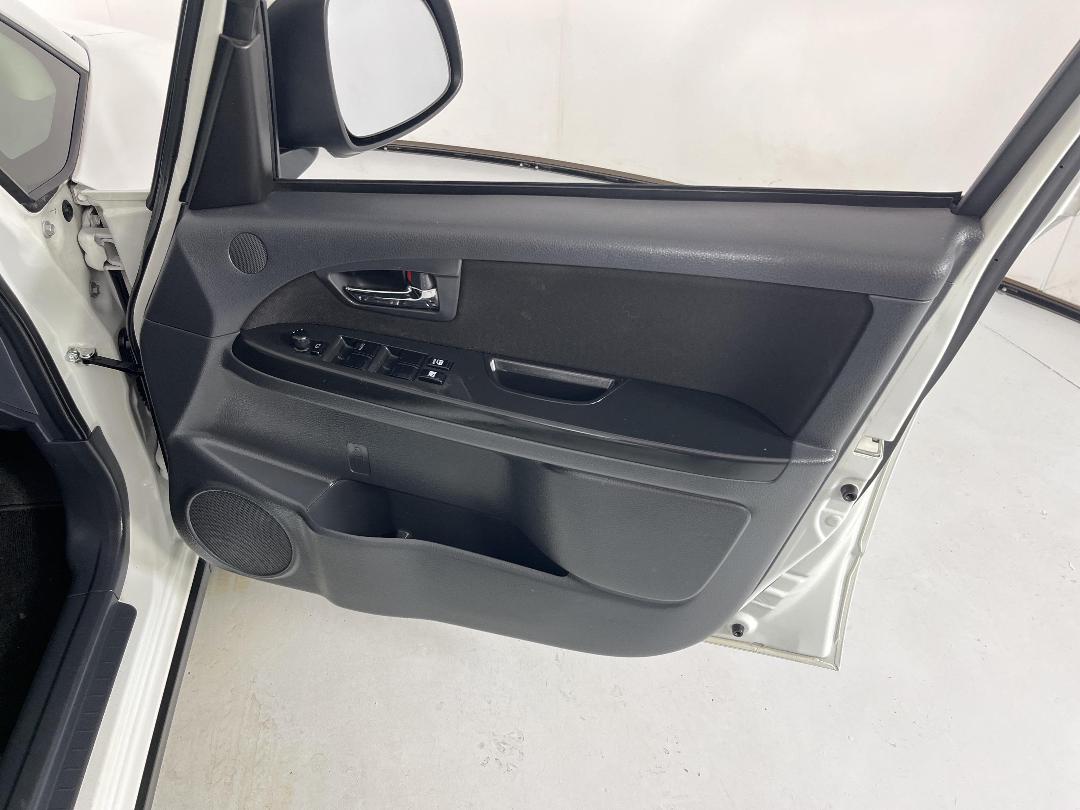 Photo '15' of Suzuki SX4