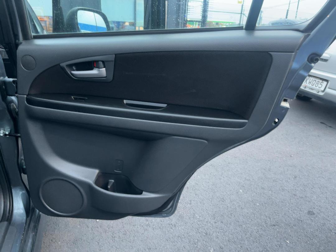 Photo '17' of Suzuki SX4 Glxsa2 LTD