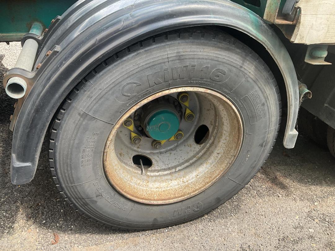 Photo '29' of TMC SH 3360 Curtain/Chiller B-Train