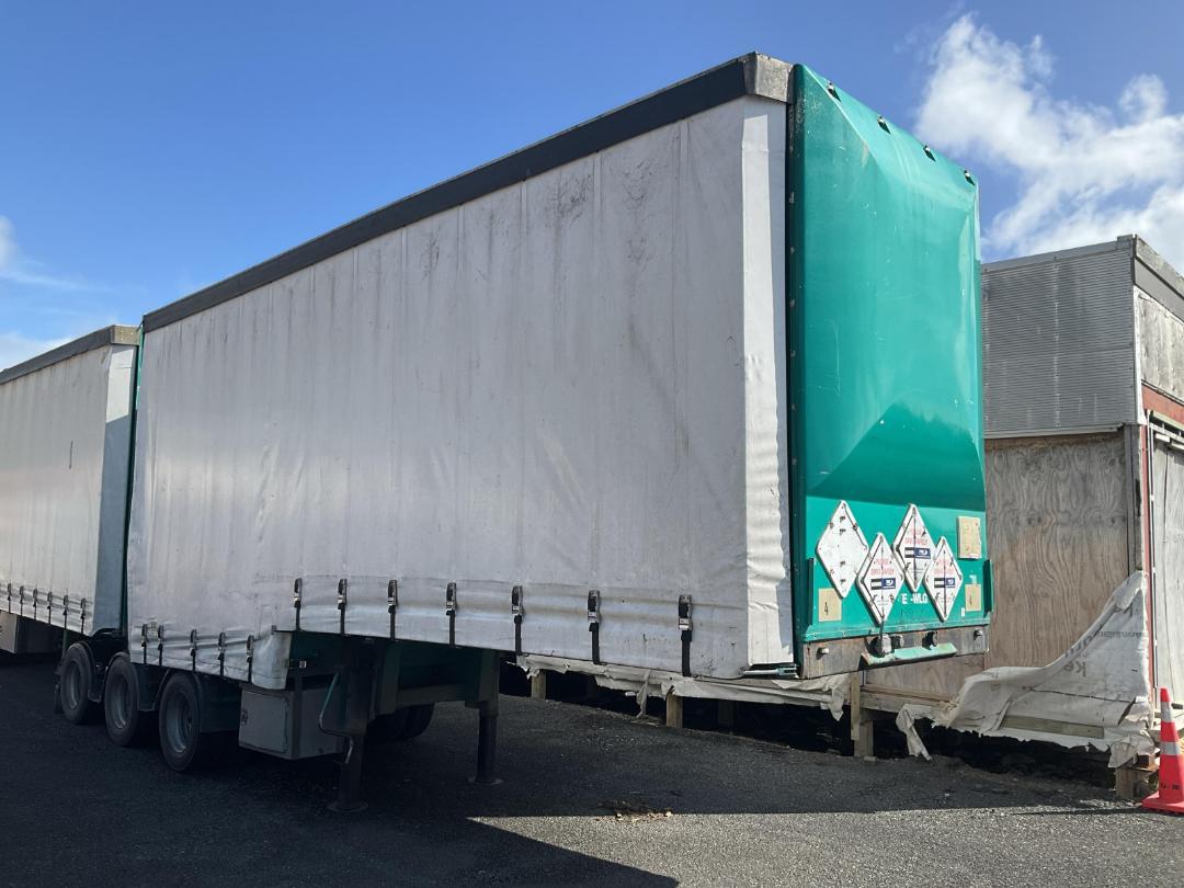 Photo '3' of TMC SH 3362 Curtainsider B-Train