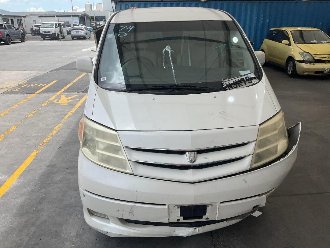 Photo '4' of Toyota Alphard Photo '4' of Toyota Alphard