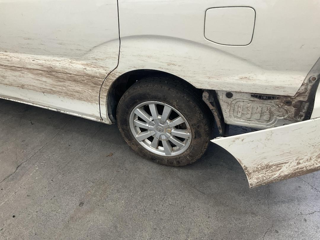 Photo '10' of Toyota Alphard Photo '10' of Toyota Alphard