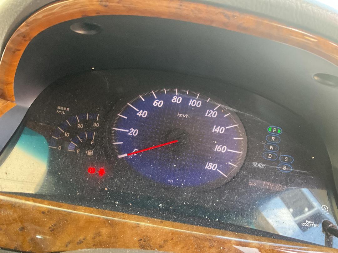 Photo '18' of Toyota Alphard Photo '18' of Toyota Alphard