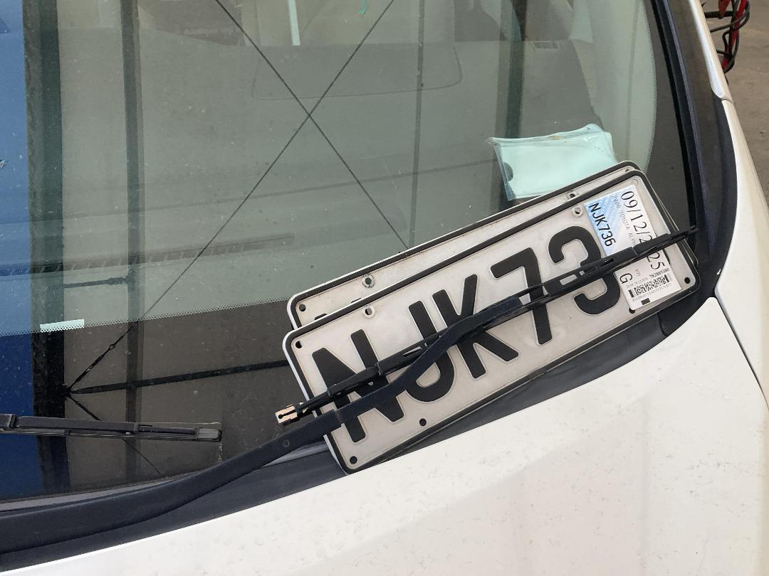 Photo '25' of Toyota Alphard Photo '25' of Toyota Alphard