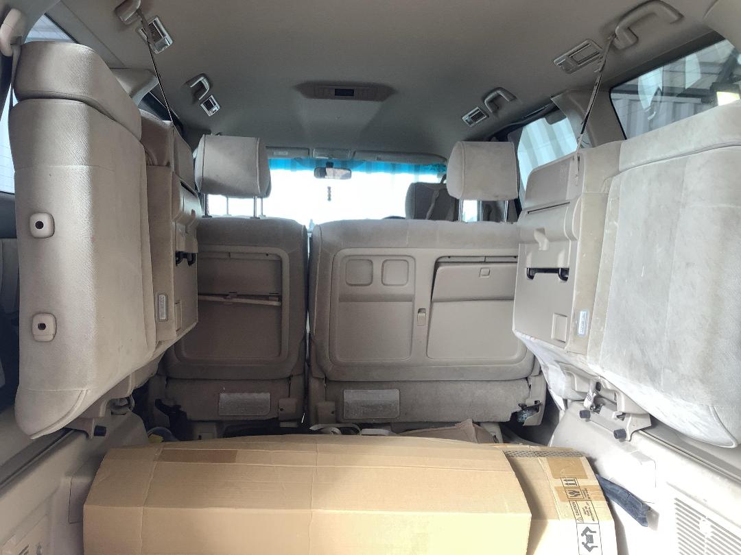 Photo '10' of Toyota Alphard