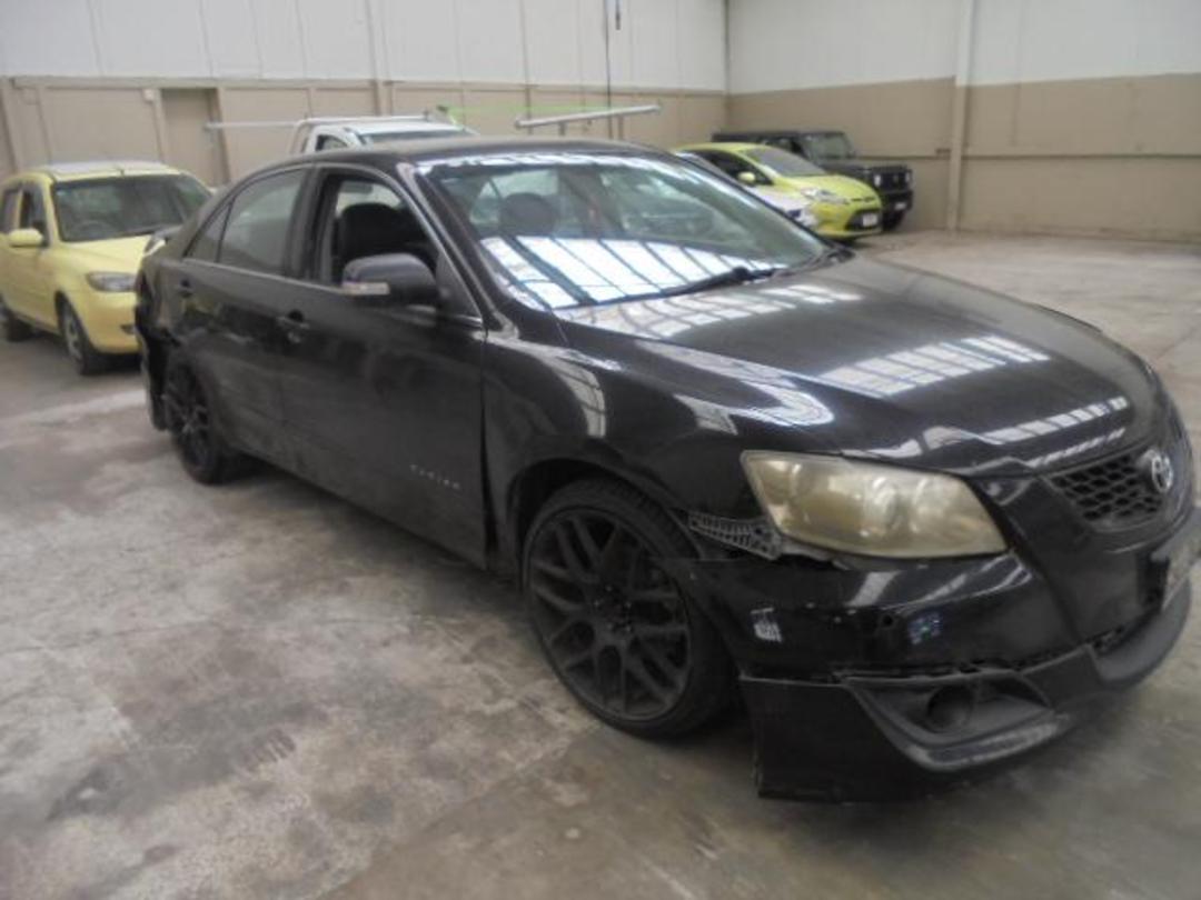 Photo '2' of Toyota Aurion ZR6