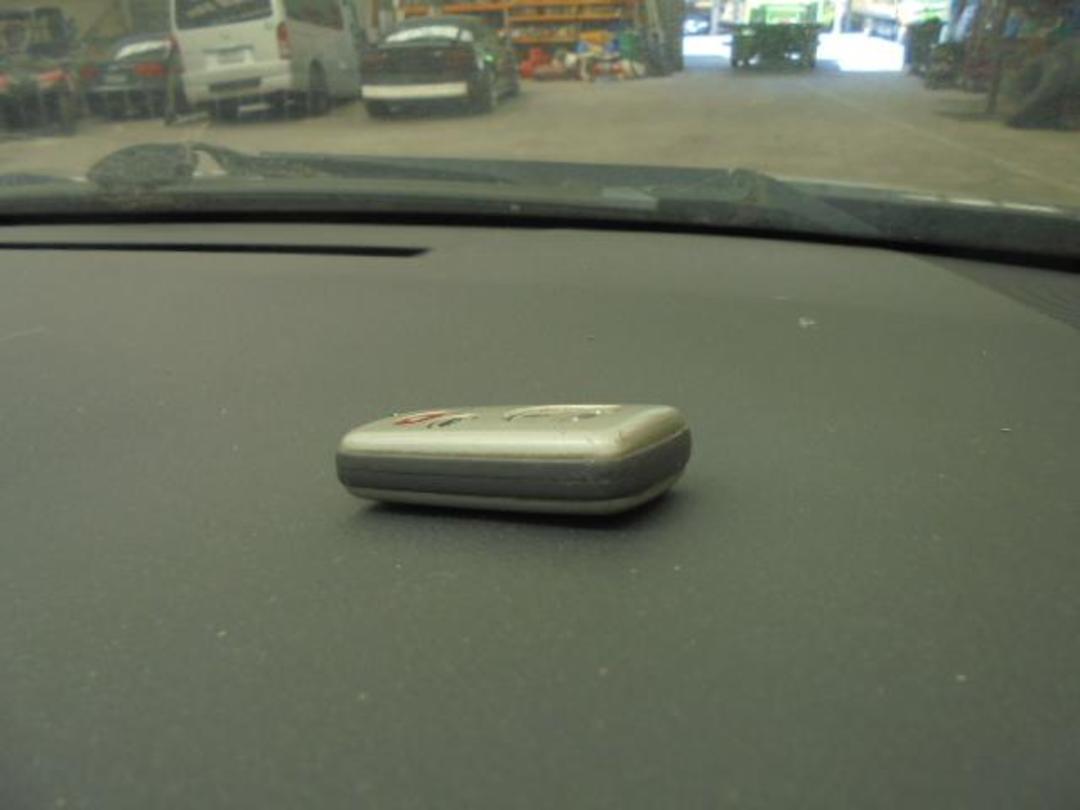 Photo '12' of Toyota Aurion ZR6