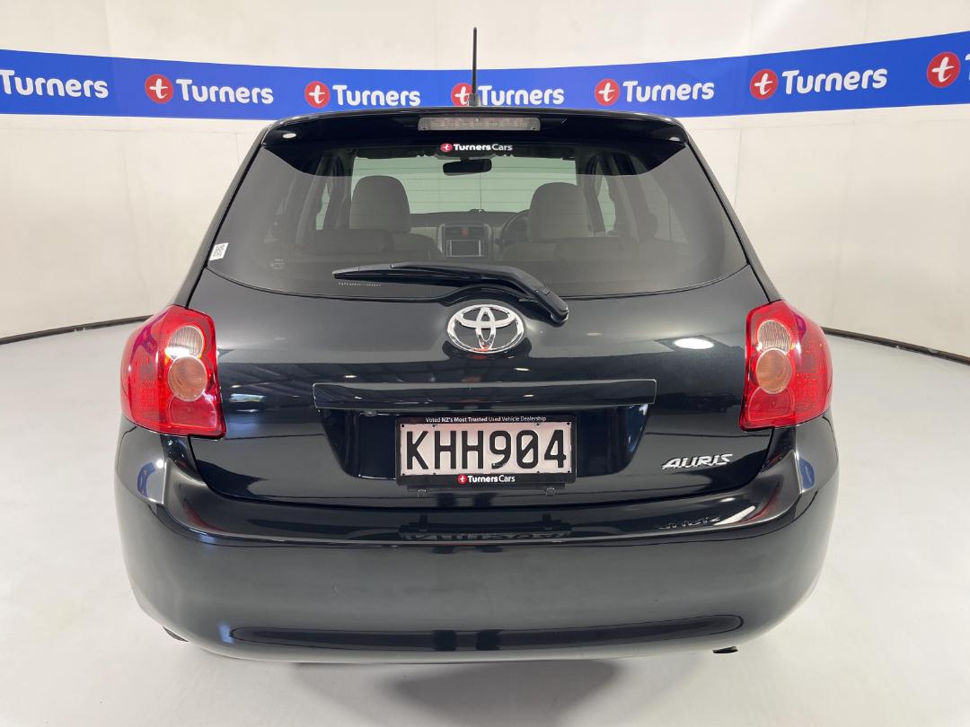 Photo '6' of Toyota Auris Photo '6' of Toyota Auris