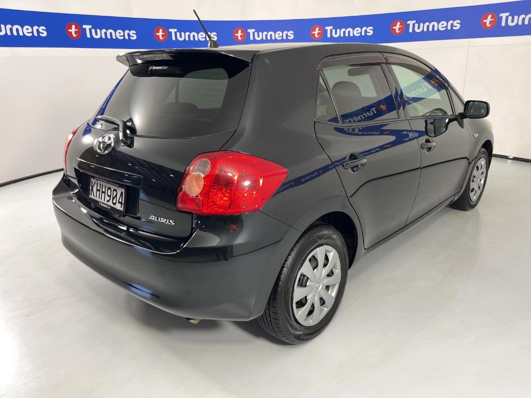 Photo '7' of Toyota Auris Photo '7' of Toyota Auris