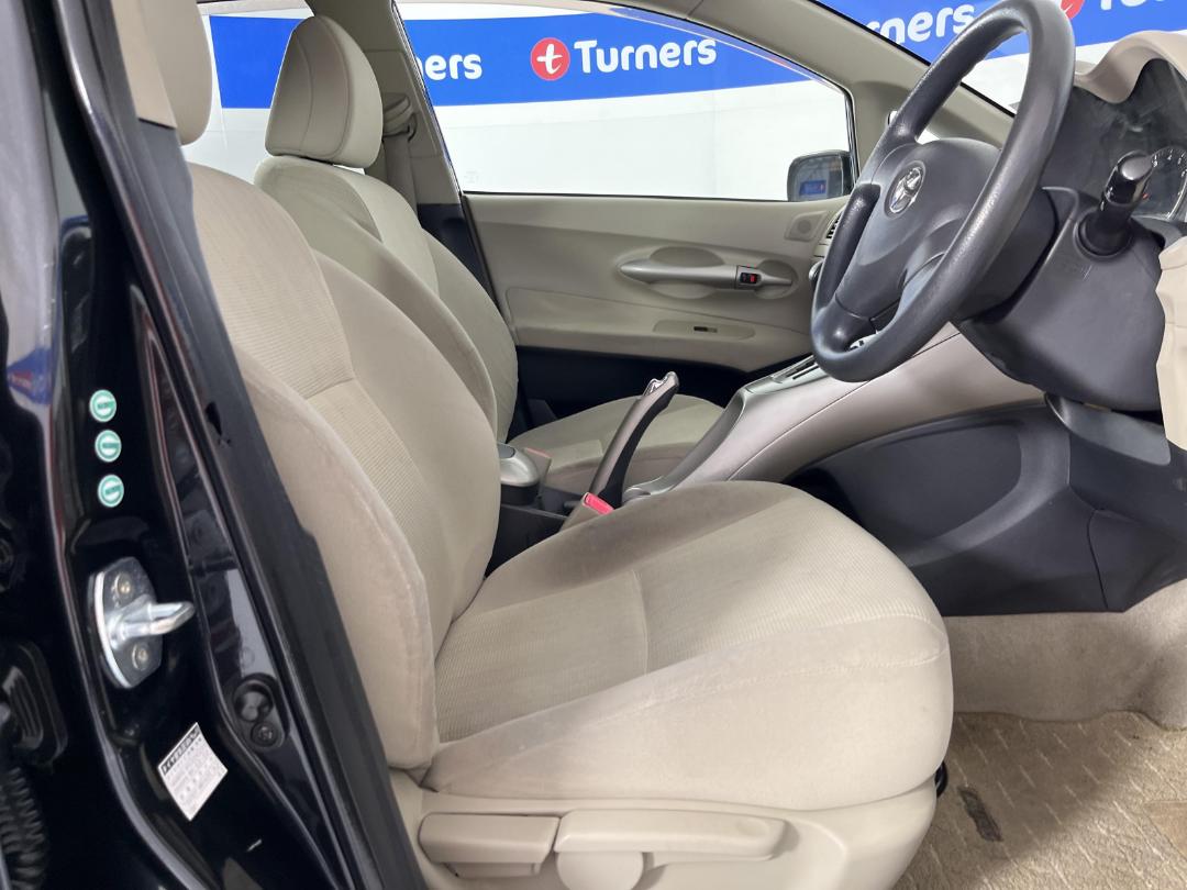 Photo '16' of Toyota Auris Photo '16' of Toyota Auris