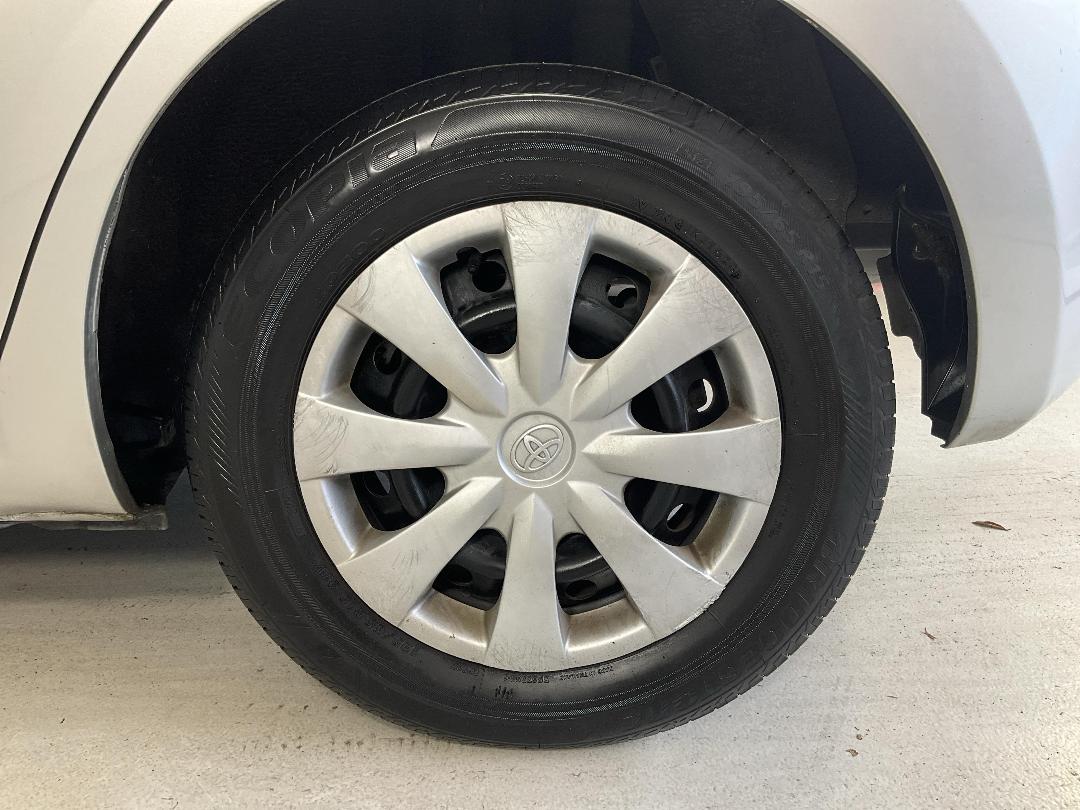 Photo '11' of Toyota Auris