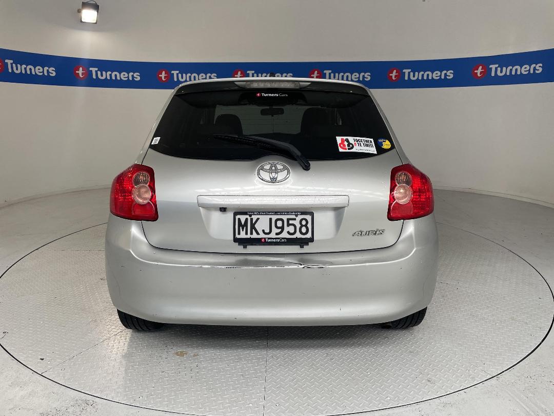 Photo '6' of Toyota Auris Photo '6' of Toyota Auris