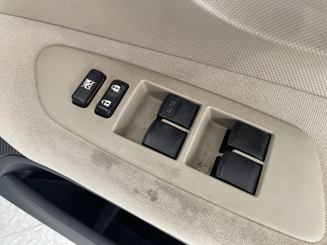 Photo '24' of Toyota Auris Photo '24' of Toyota Auris