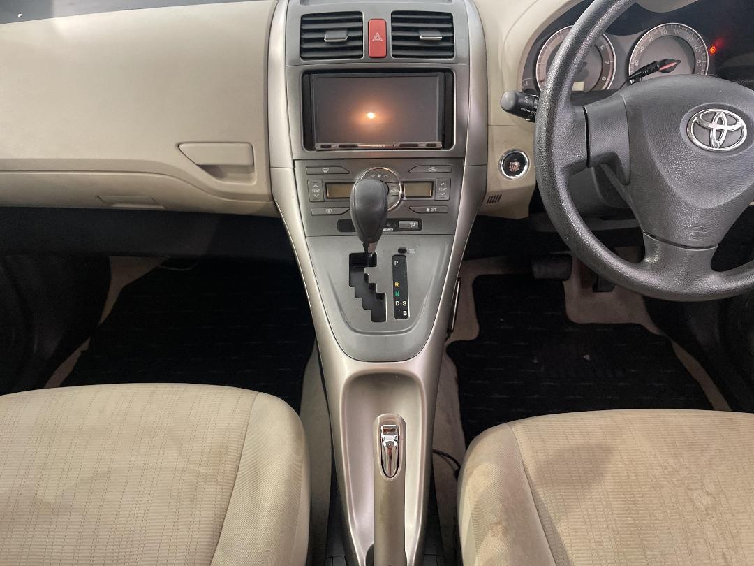 Photo '18' of Toyota Auris Photo '18' of Toyota Auris