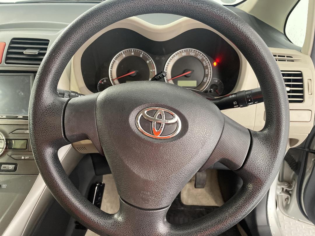 Photo '26' of Toyota Auris Photo '26' of Toyota Auris