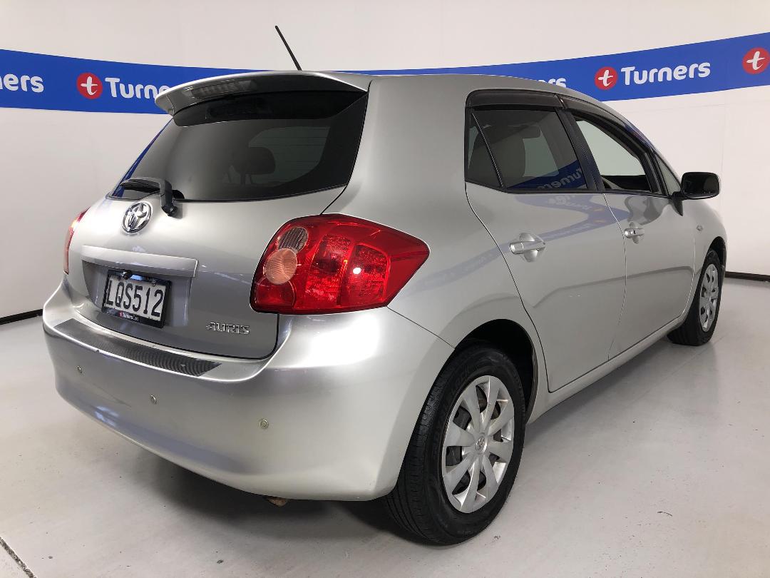 Photo '7' of Toyota Auris Photo '7' of Toyota Auris