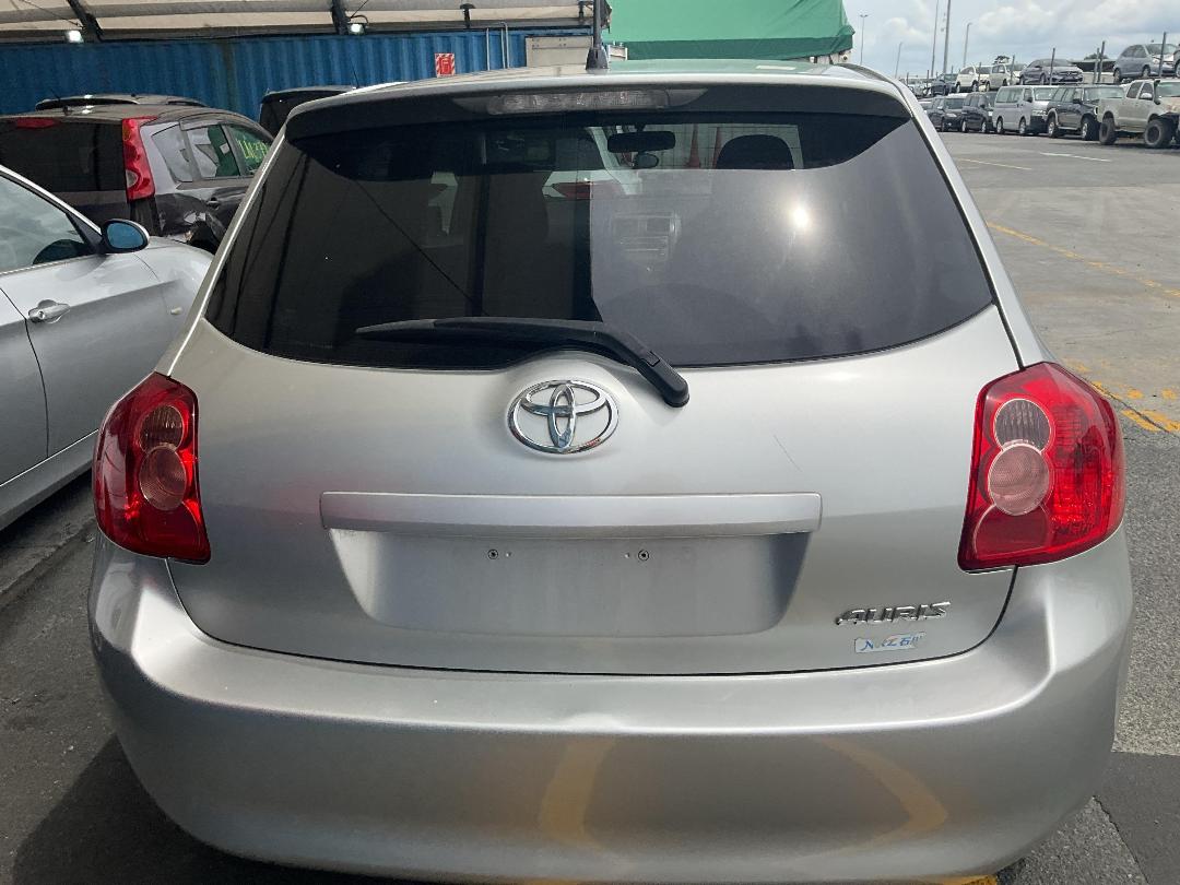 Photo '6' of Toyota Auris