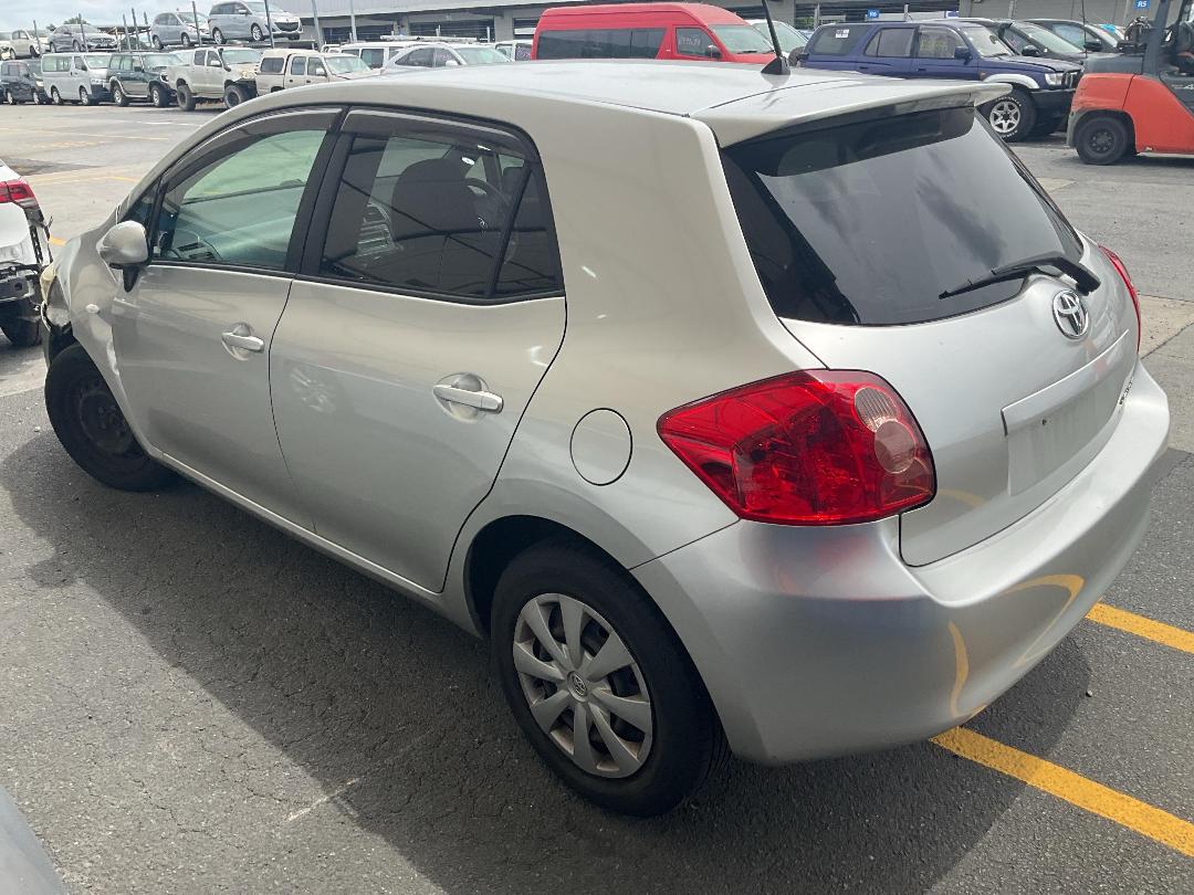 Photo '4' of Toyota Auris