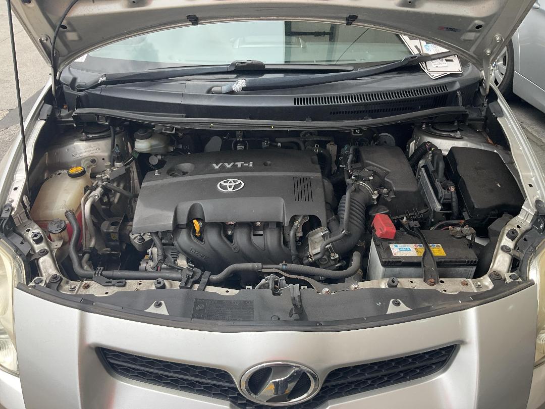 Photo '13' of Toyota Auris