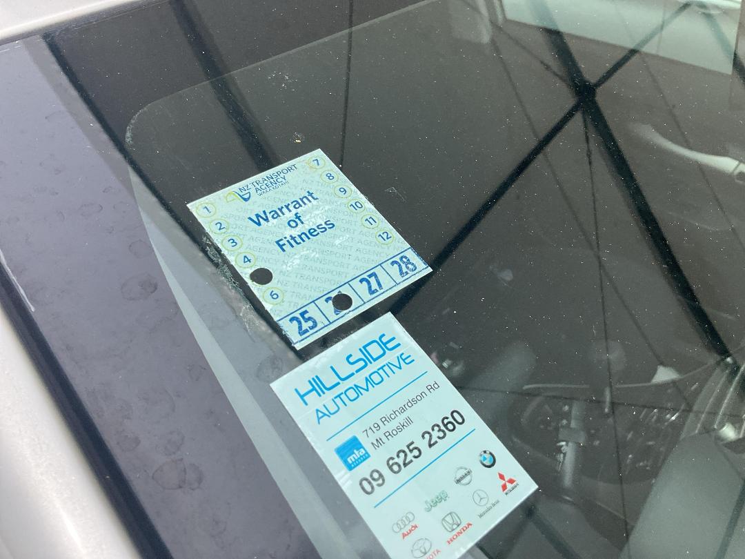 Photo '17' of Toyota Auris