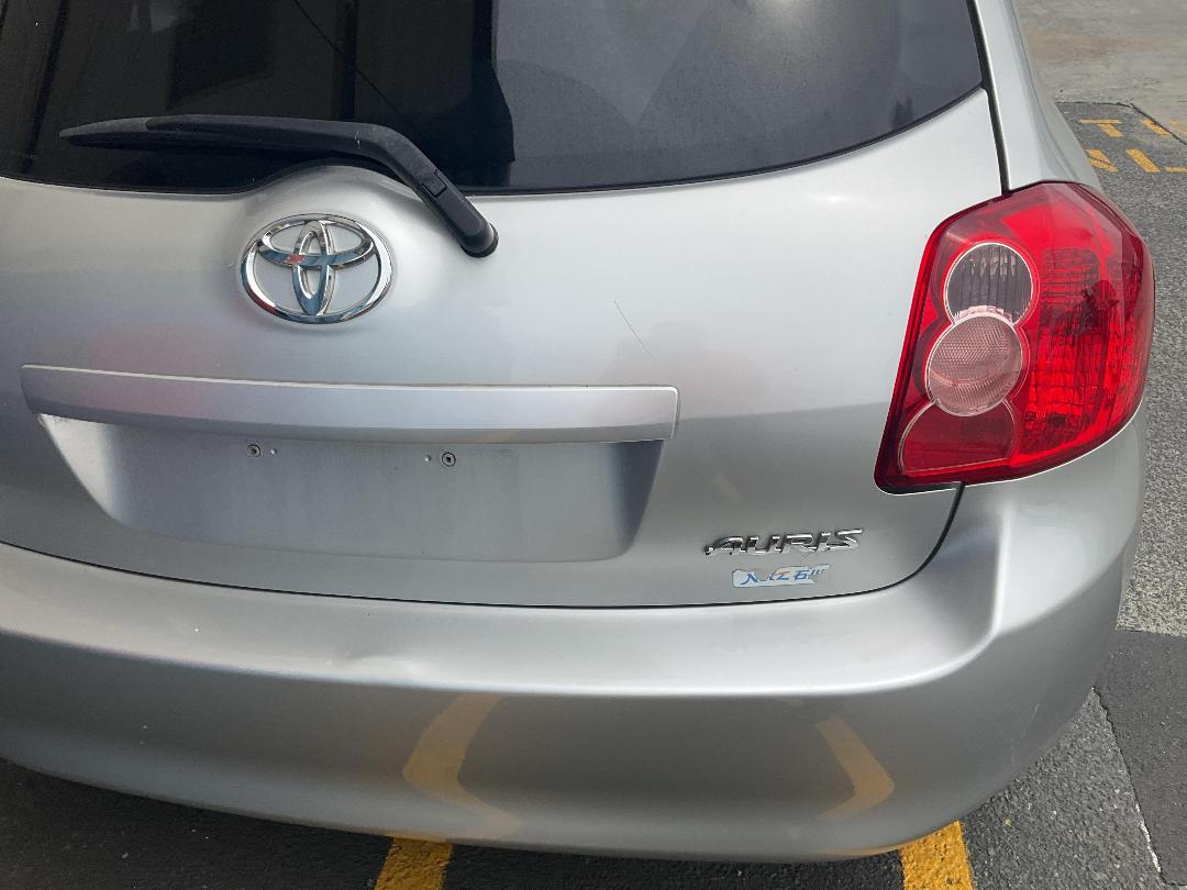 Photo '24' of Toyota Auris