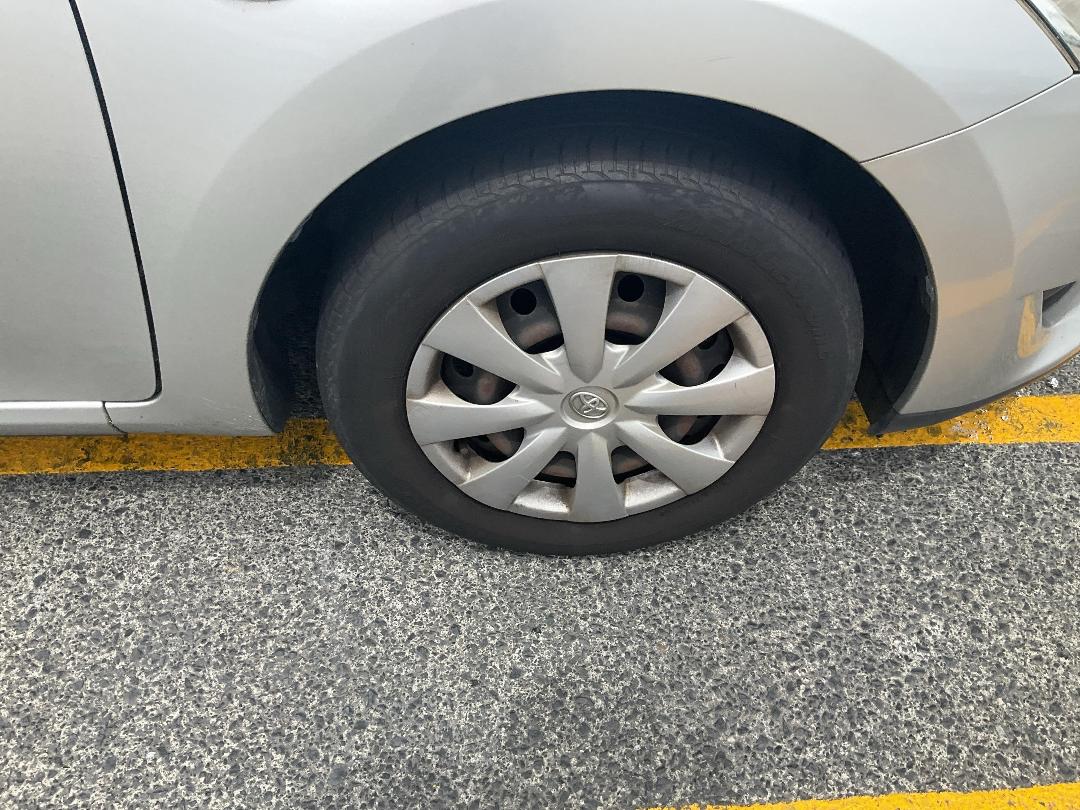 Photo '27' of Toyota Auris