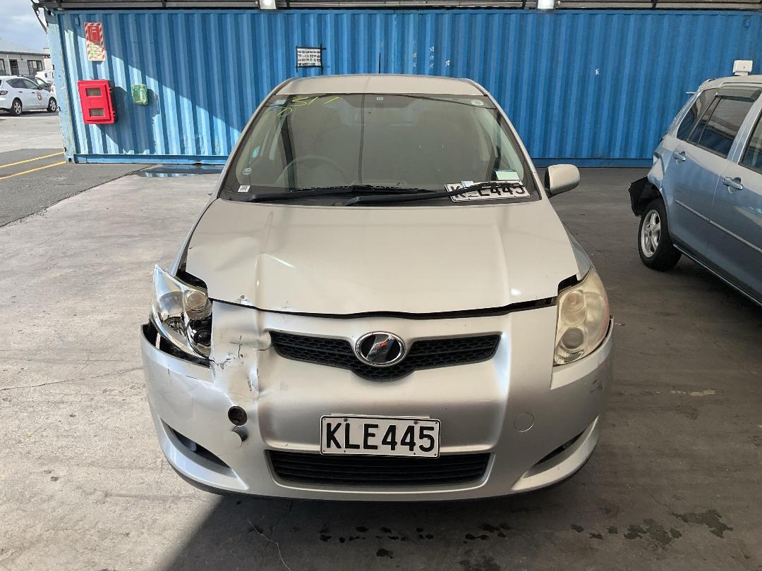 Photo '2' of Toyota Auris