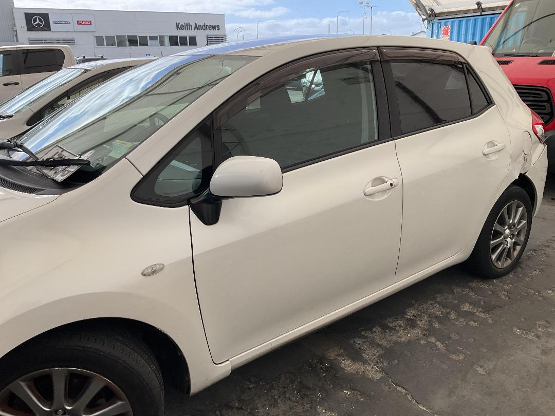 Photo '3' of Toyota Auris