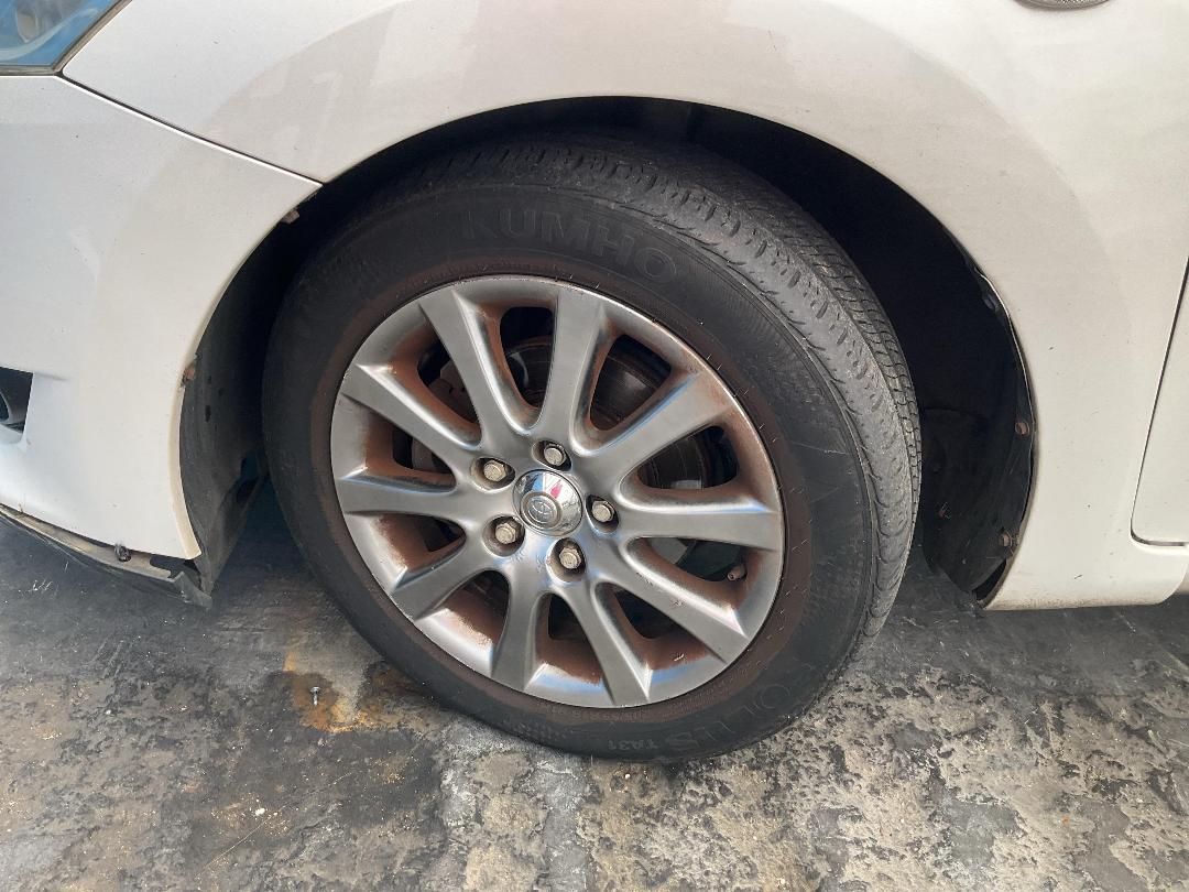 Photo '18' of Toyota Auris