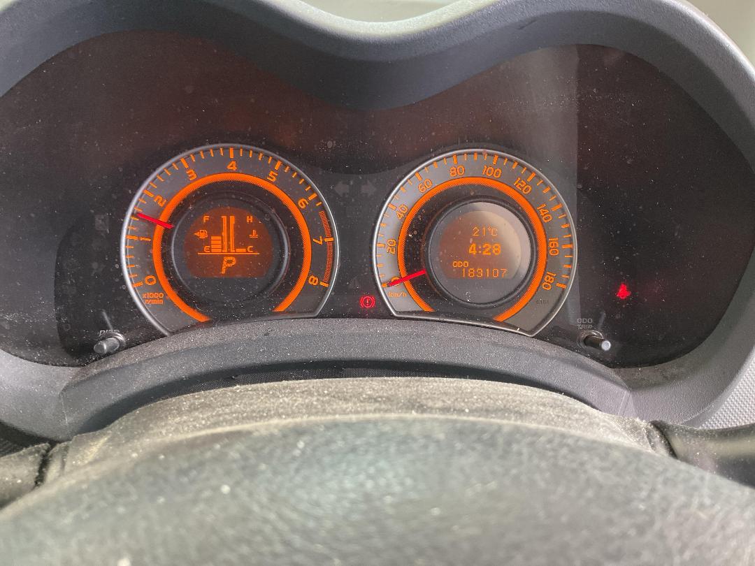 Photo '27' of Toyota Auris