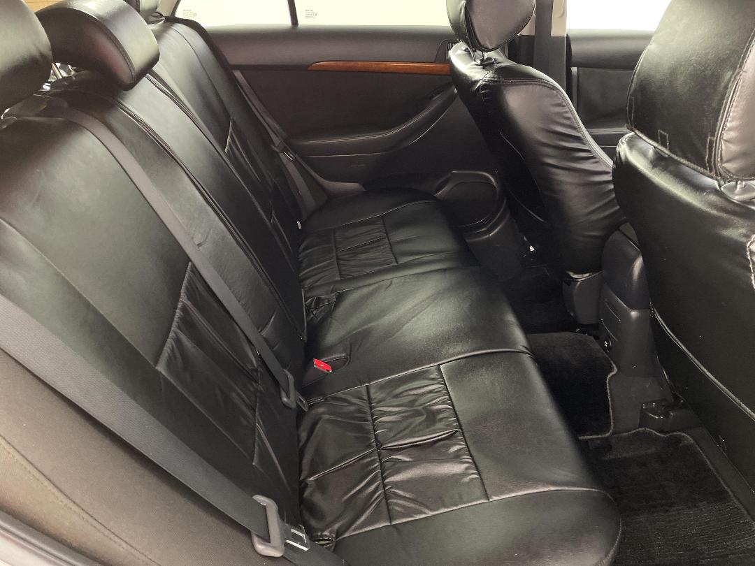 Photo '20' of Toyota Avensis