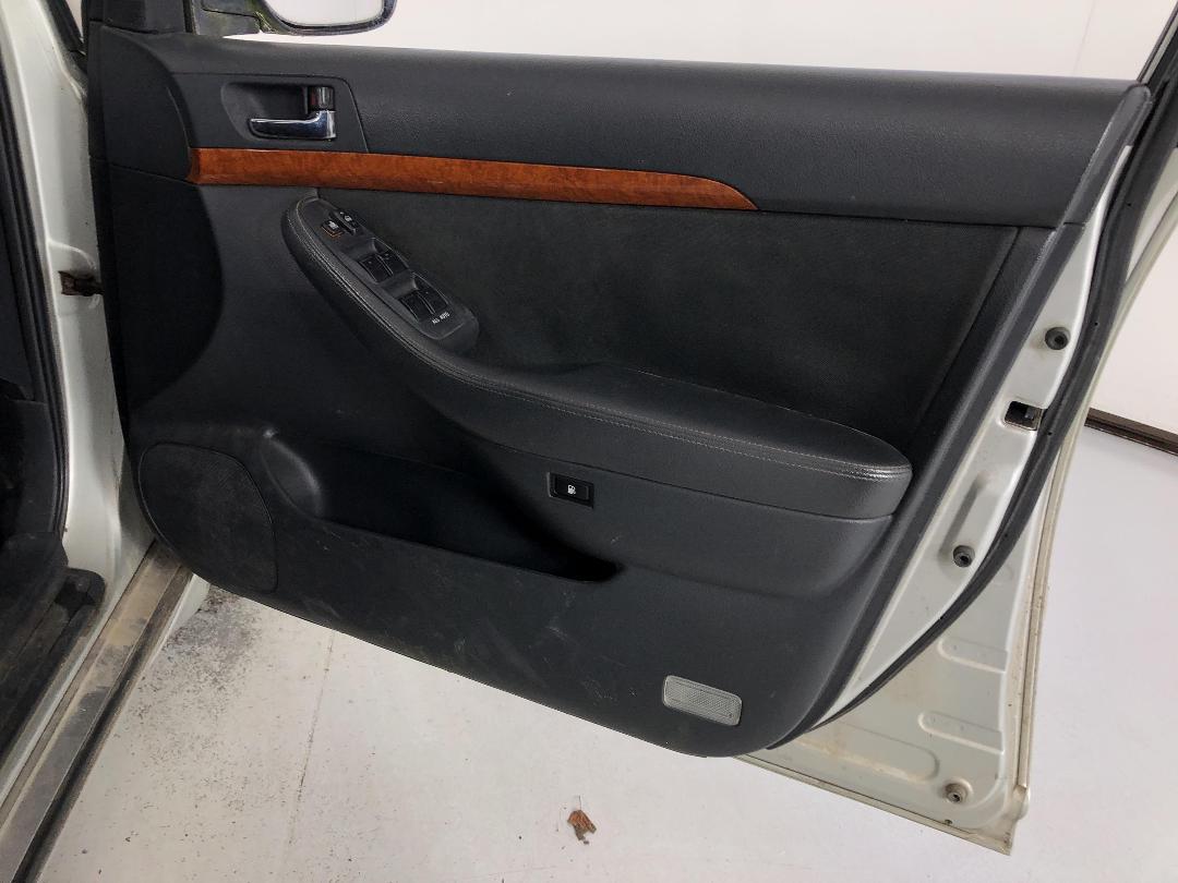 Photo '12' of Toyota Avensis 2.0