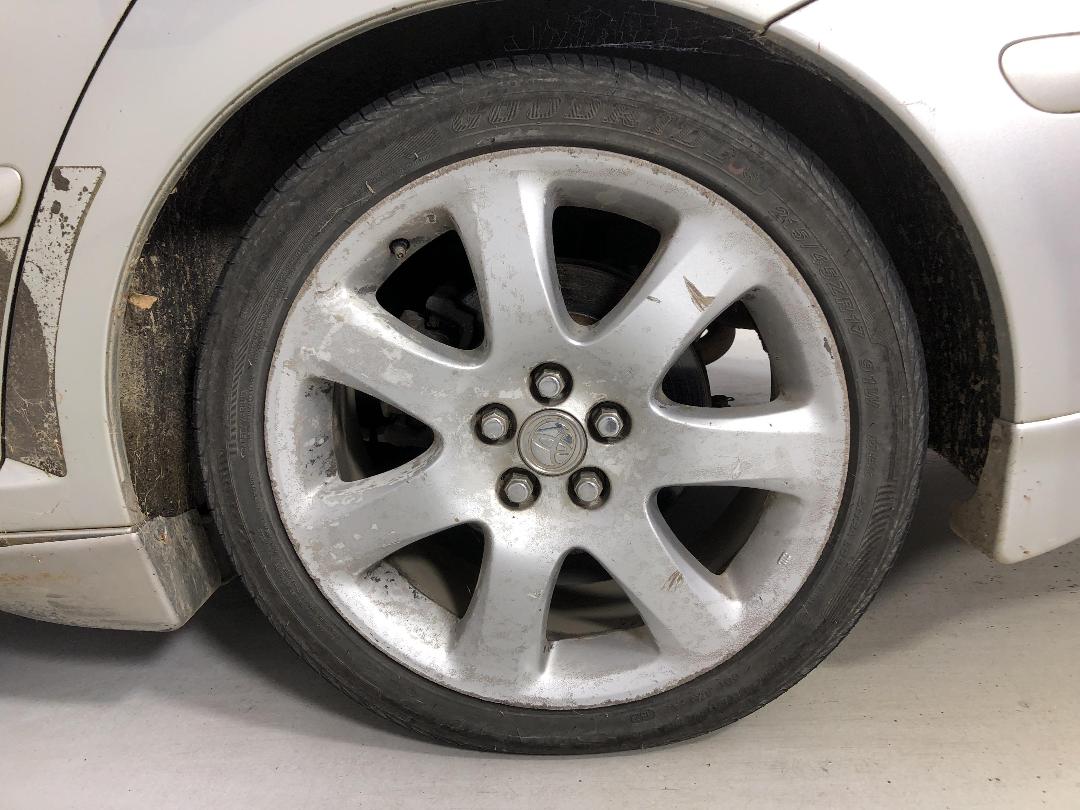 Photo '11' of Toyota Avensis 2.0