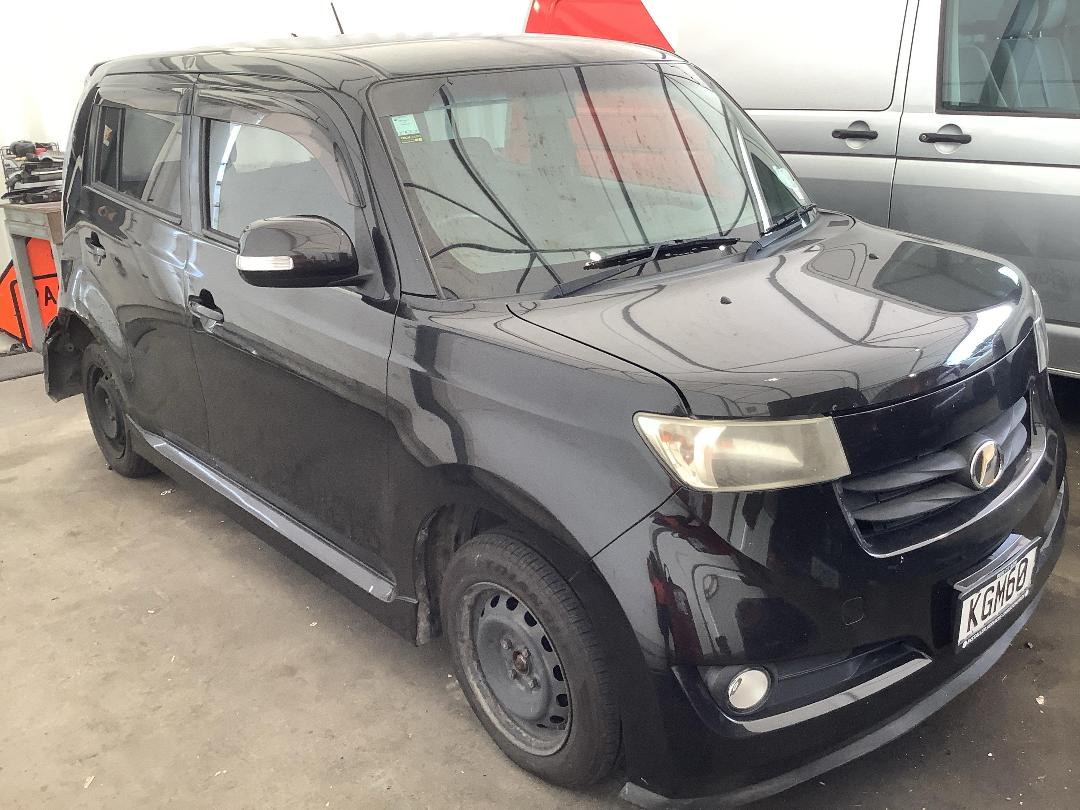 Photo '2' of Toyota BB Photo '2' of Toyota BB