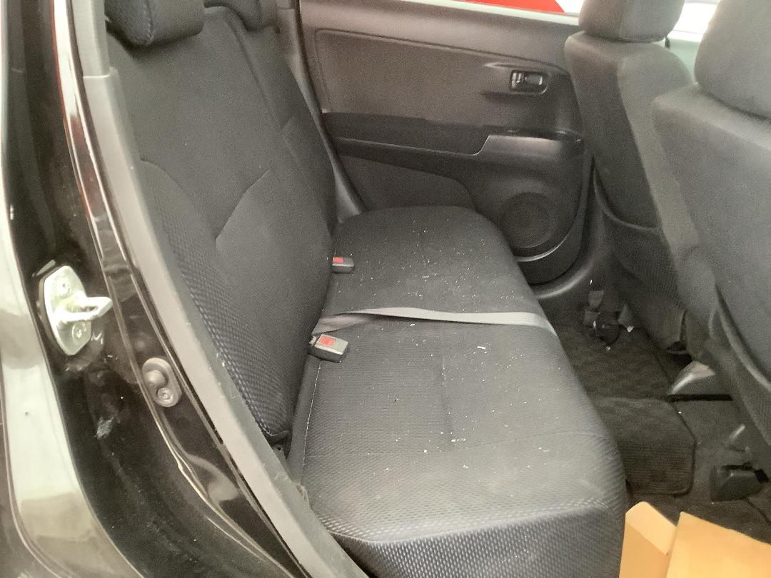 Photo '7' of Toyota BB Photo '7' of Toyota BB