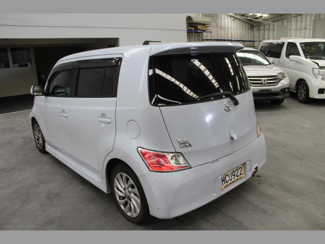 Photo '3' of Toyota BB