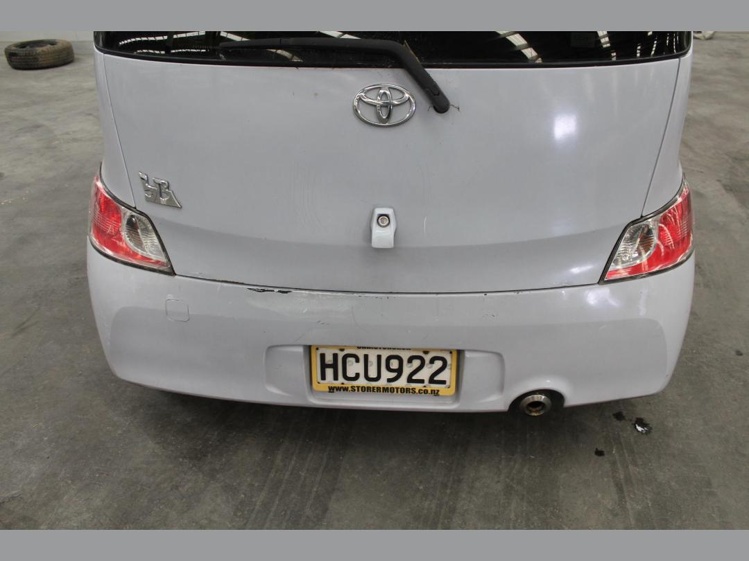 Photo '7' of Toyota BB