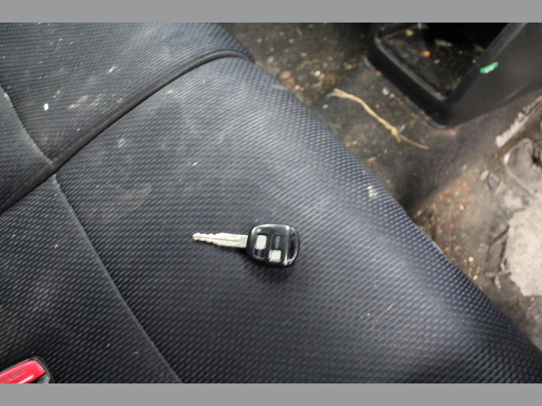 Photo '12' of Toyota BB