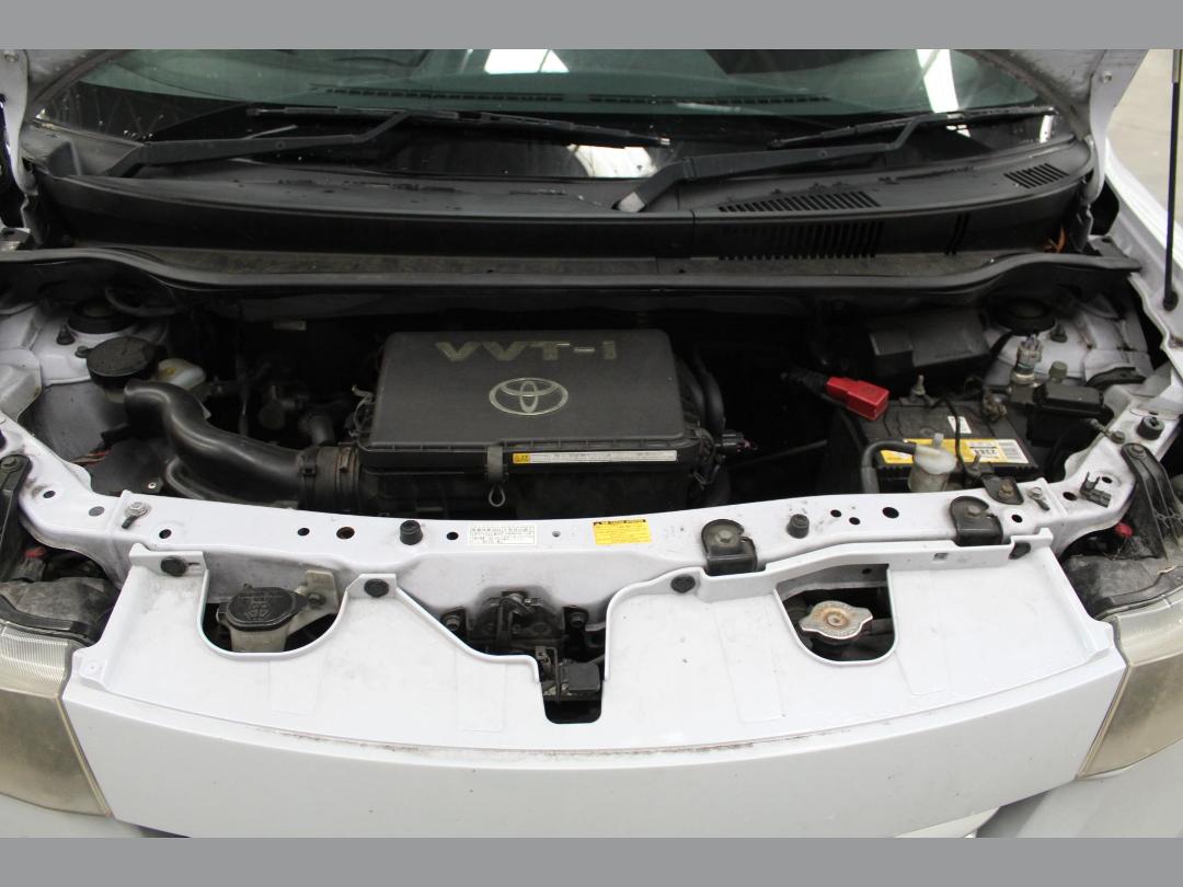 Photo '13' of Toyota BB