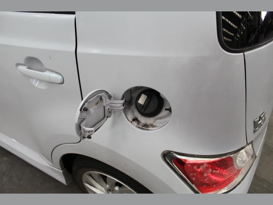 Photo '14' of Toyota BB