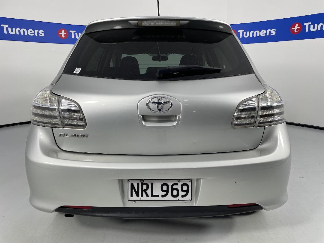 Photo '6' of Toyota Blade Photo '6' of Toyota Blade